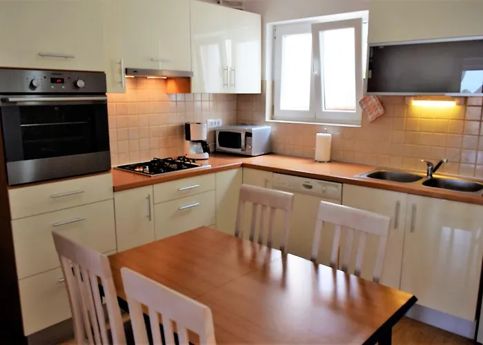 Sunnyy Beacch Appartement Banjol